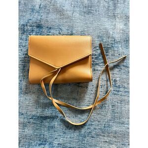 Glass Ladder & Co Katherine Tech Organizer Roll in Honey